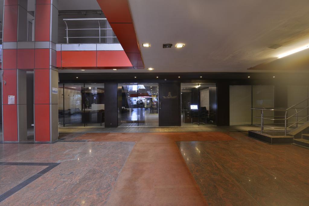The Golden Oak Hotel Raipur  Exterior photo